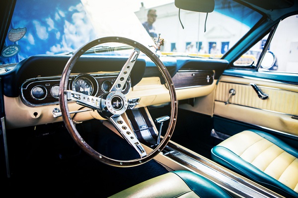 Big, bold, and beautiful, the Ford Mustang’s steering wheel encapsulates the muscle car ethos
