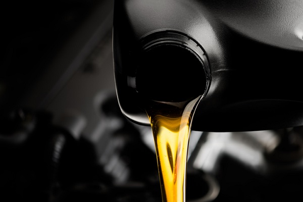 If oil is cold, it will get thicker in colder temperatures unless a synthetic motor oil is used