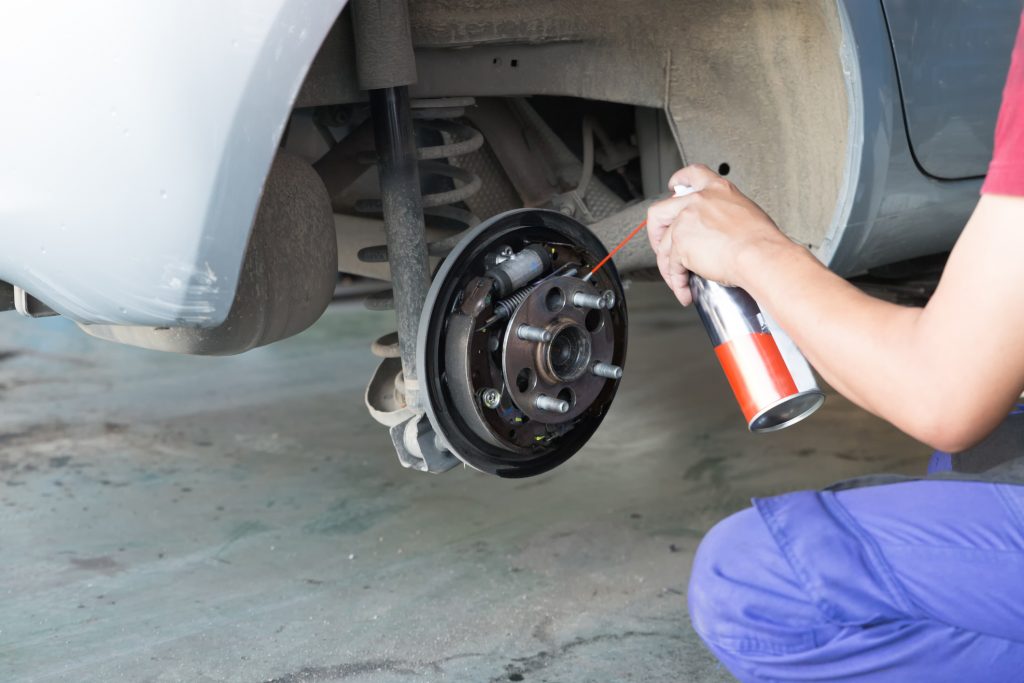 A Brief Guide to Brake Cleaning for Those With Auto Body Training