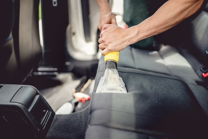 3 Qualities Every Professional with Auto Detailing Training Should Possess