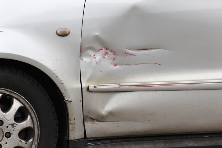 Starting Automotive School? 4 Tips for Effectively Performing Damage Analysis on Cars