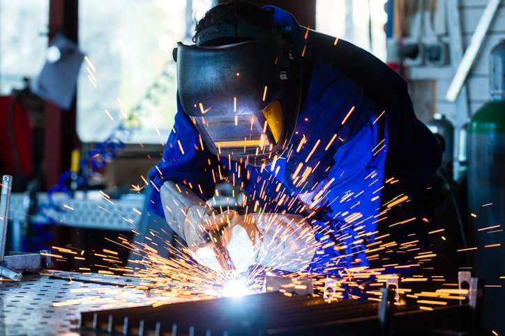 4 Tips for Identifying Automotive Welding Issues After Automotive School