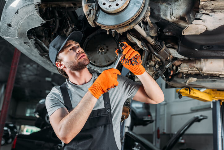 4 Unique Places to Find a Job After Auto Mechanic School