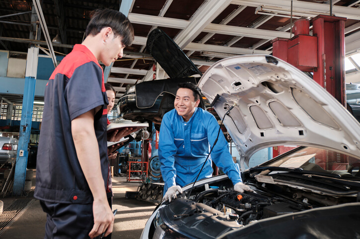An ATC Toronto instructor teaching modern drivetrain systems