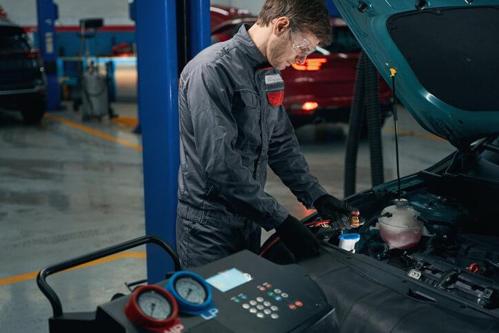 Electric Car Maintenance: What’s Different From Gas Cars (and What’s Still the Same)