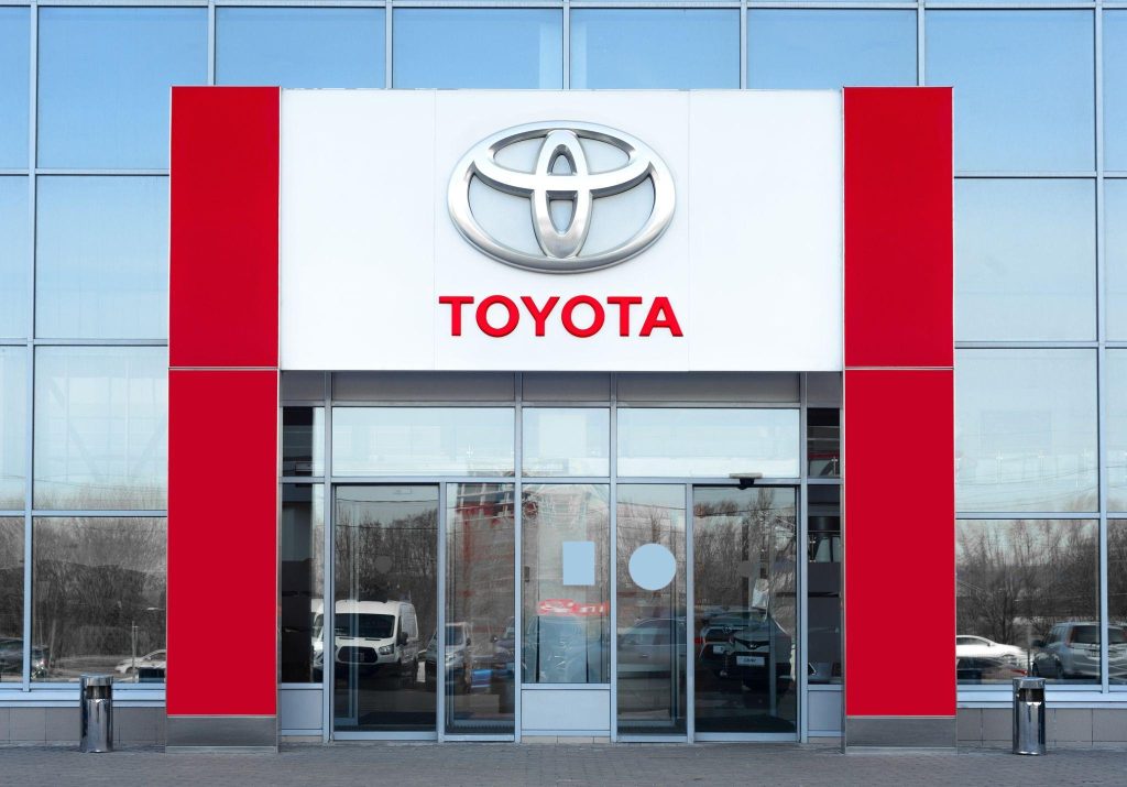 Toyota bZ 2027: AWD Electric Powertrain and Charging Updates Future EV Techs Should Know